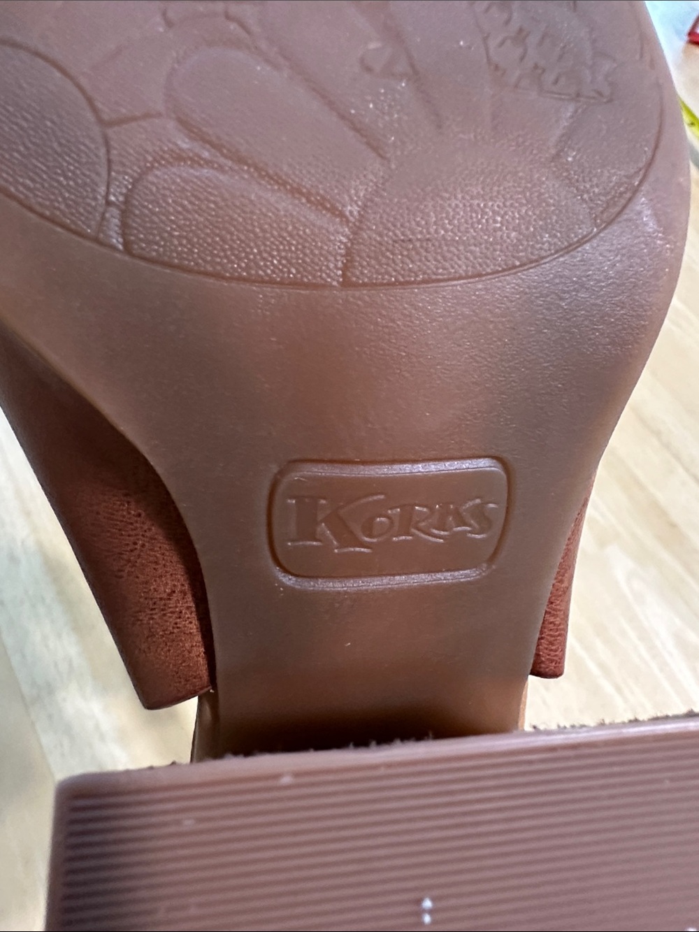 Korks Tan Brown Leather Peep-Toe Slingback Wedges - Picture 9 of 15